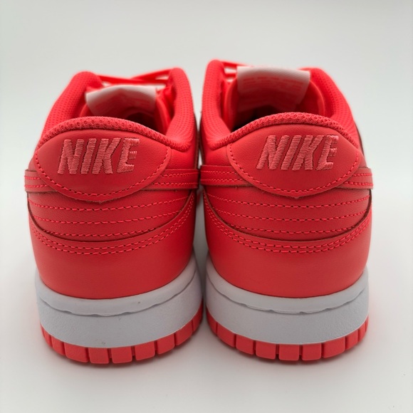 Women’s Nike Dunk Low Sneaker Hyper Pink Lifestyle Shoes. - Picture 3 of 7